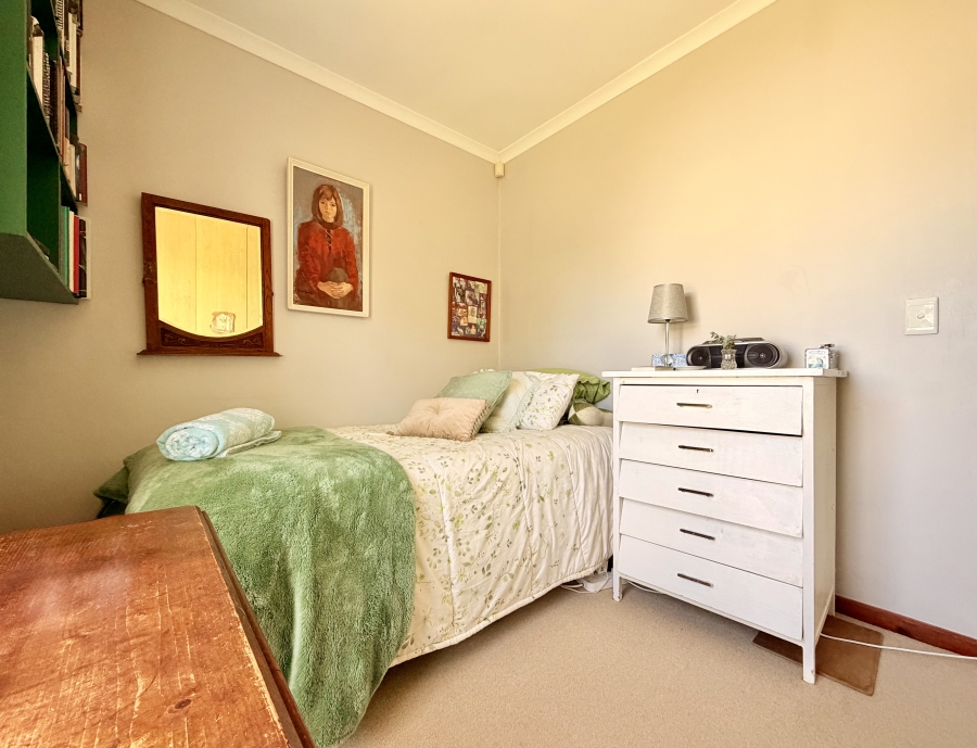2 Bedroom Property for Sale in Sandbaai Western Cape